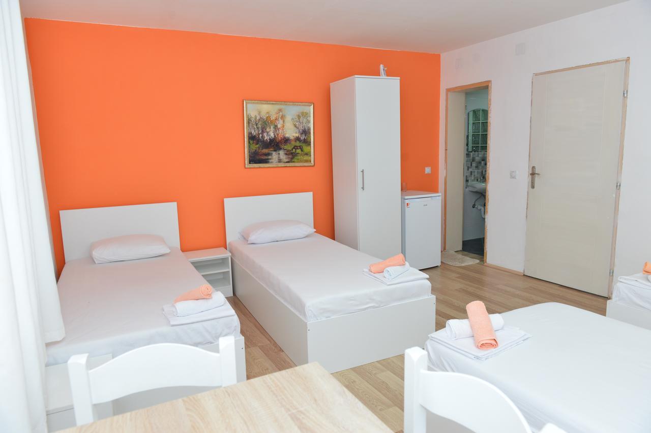 Rooms Ela Ela Prekodolce Exterior photo